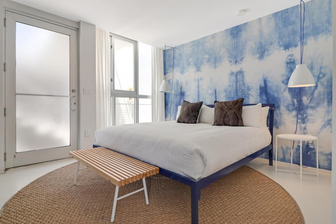 Roami At 250 Collins Appartement *
