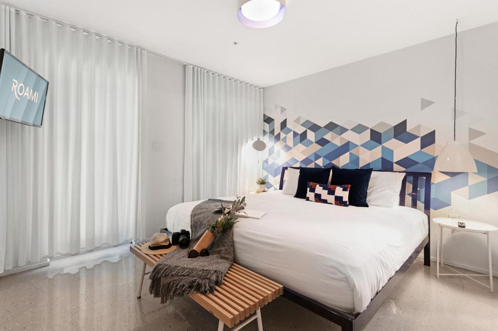 Roami At 250 Collins Appartement